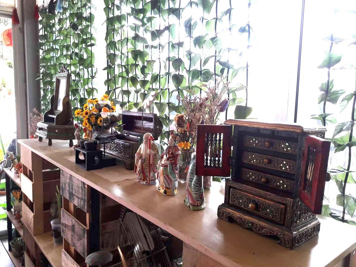 Ama Phuket Hostel エクステリア 写真