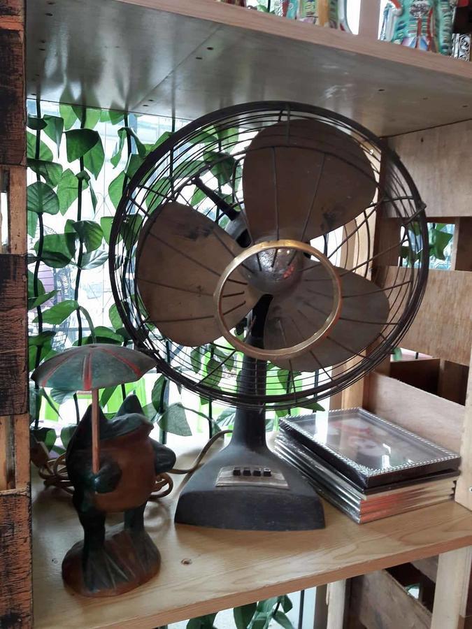Ama Phuket Hostel エクステリア 写真